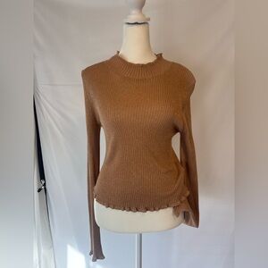 Love Tree MEDIUM gold metallic ribbed top, mini ruffle at neck, cuff & bottom